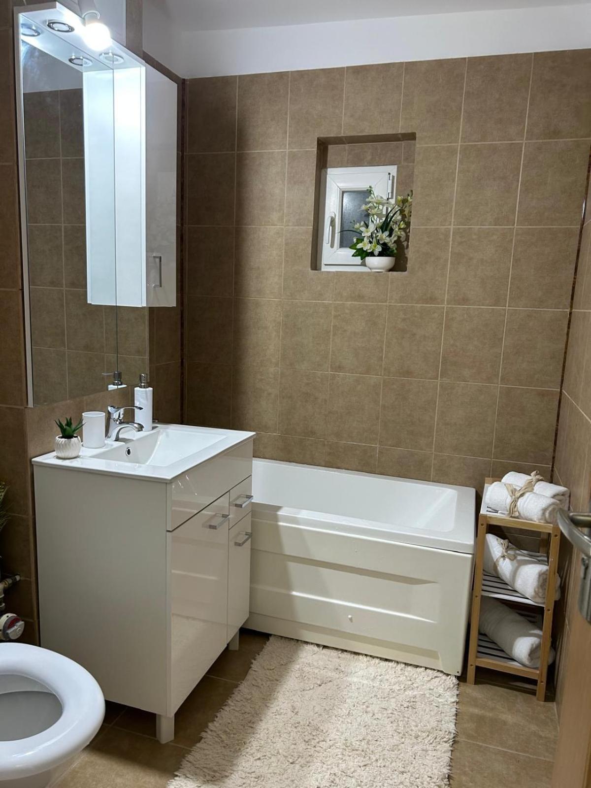 Jasminique Suite Крайова Екстериор снимка
