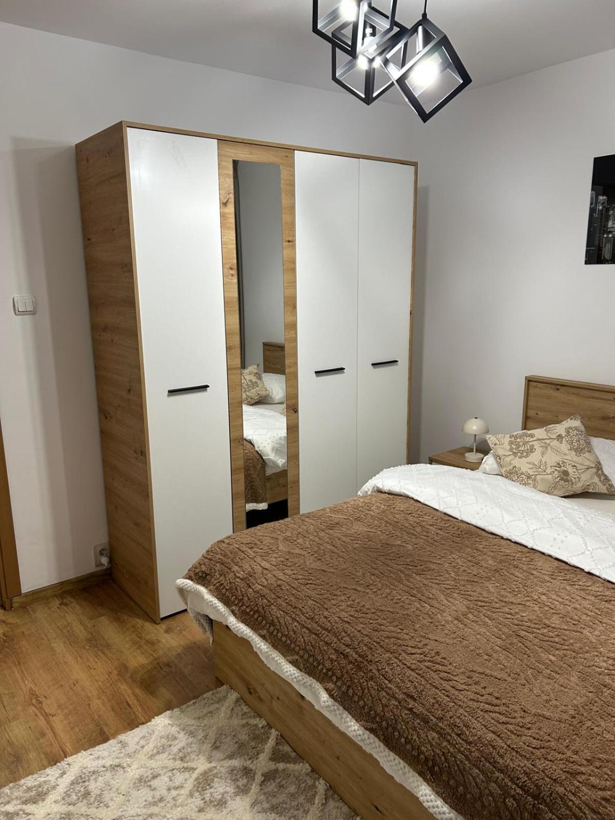 Jasminique Suite Крайова Екстериор снимка