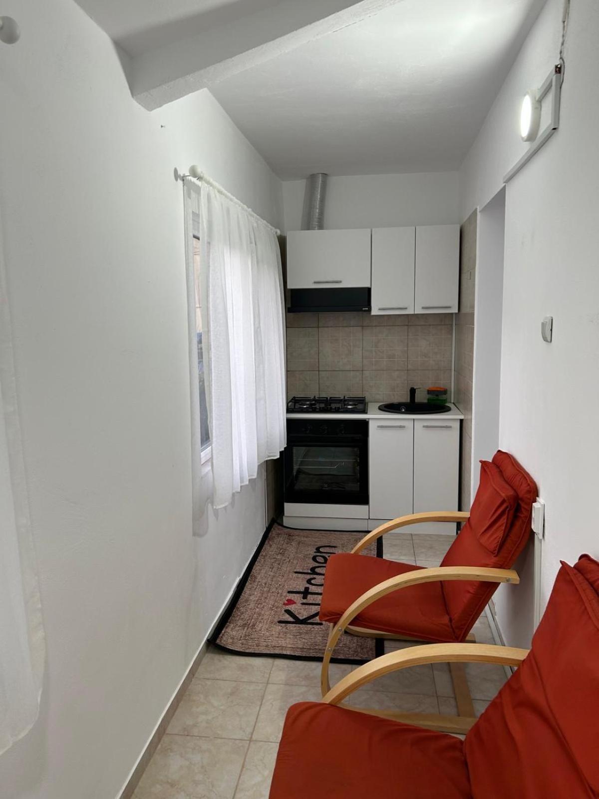 Jasminique Suite Крайова Екстериор снимка