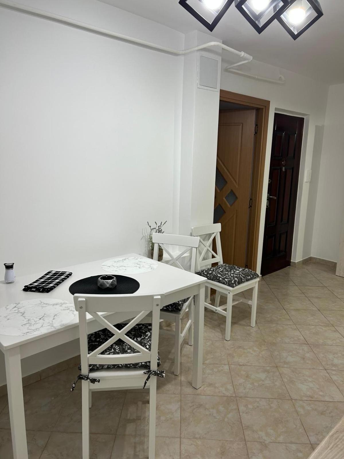 Jasminique Suite Крайова Екстериор снимка